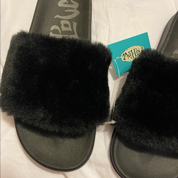 Faux fur slides - Picture 4 of 6